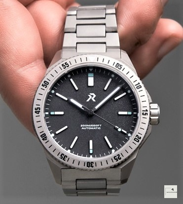 RZE: Endevaour Frigate Grey