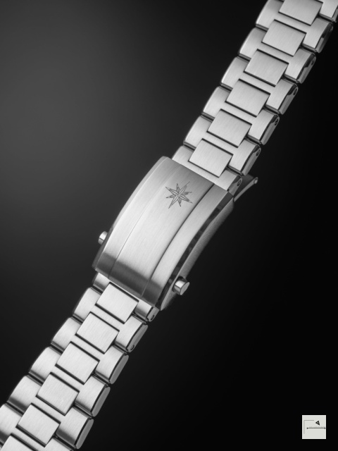 OFFICINE TECNICHE: Flammae GMT (wersja z bransoletą i paskiem)