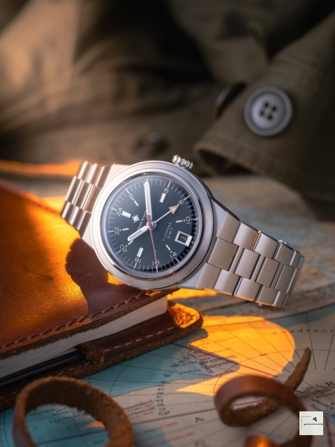 OFFICINE TECNICHE: Flammae GMT (wersja z bransoletą)