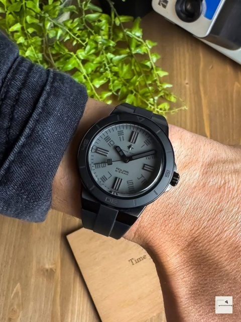OFFICINE TECNICHE: Sierra Limited Edition (egzemplarz używany do sesji zdjęciowych)
