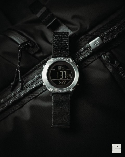 RZE: UTD-8000-BB (zestaw z dwoma paskami)