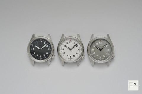 Vario 1945 A-11S Solar Quartz Raven Black Field Watch 40 mm