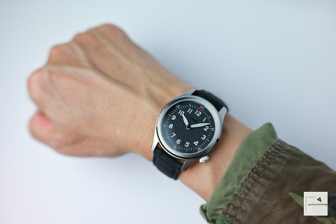 Vario 1945 A-11S Solar Quartz Raven Black Field Watch 40 mm