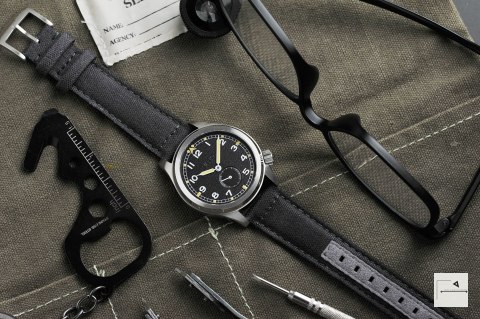VARIO: 1945 D12 Raven Black 41 mm
